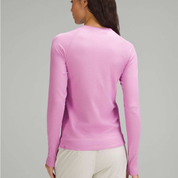 Lululemon Rest Less Pullover
Colour Rib Dahlia Mauve / Dahlia Mauve Size 4 - Picture 2 of 9